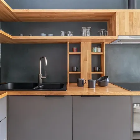 Soho By Olala Homes Apartment